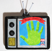 Television-Hand-Impression